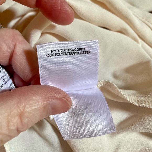 ✨Anne Klein Smocked-Cuff Tie-Neck Blouse✨ NWT - Picture 10 of 15